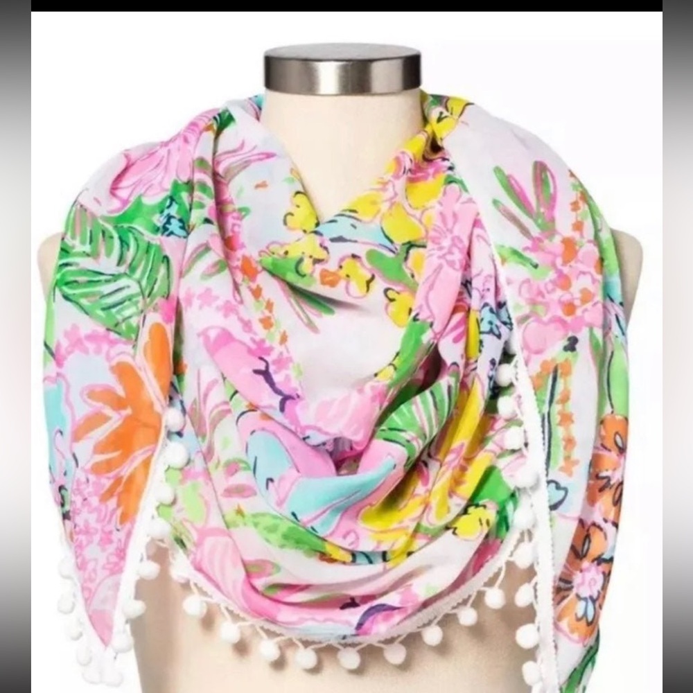 Lilly Pulitzer, 20th anniversary collection scarf approximately 67 x 42